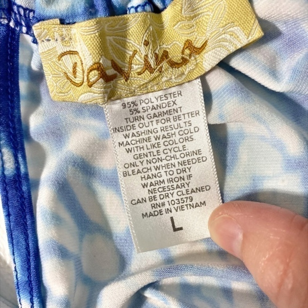 Davina Women Blue Sleeveless Blouse - Picture 3 of 5
